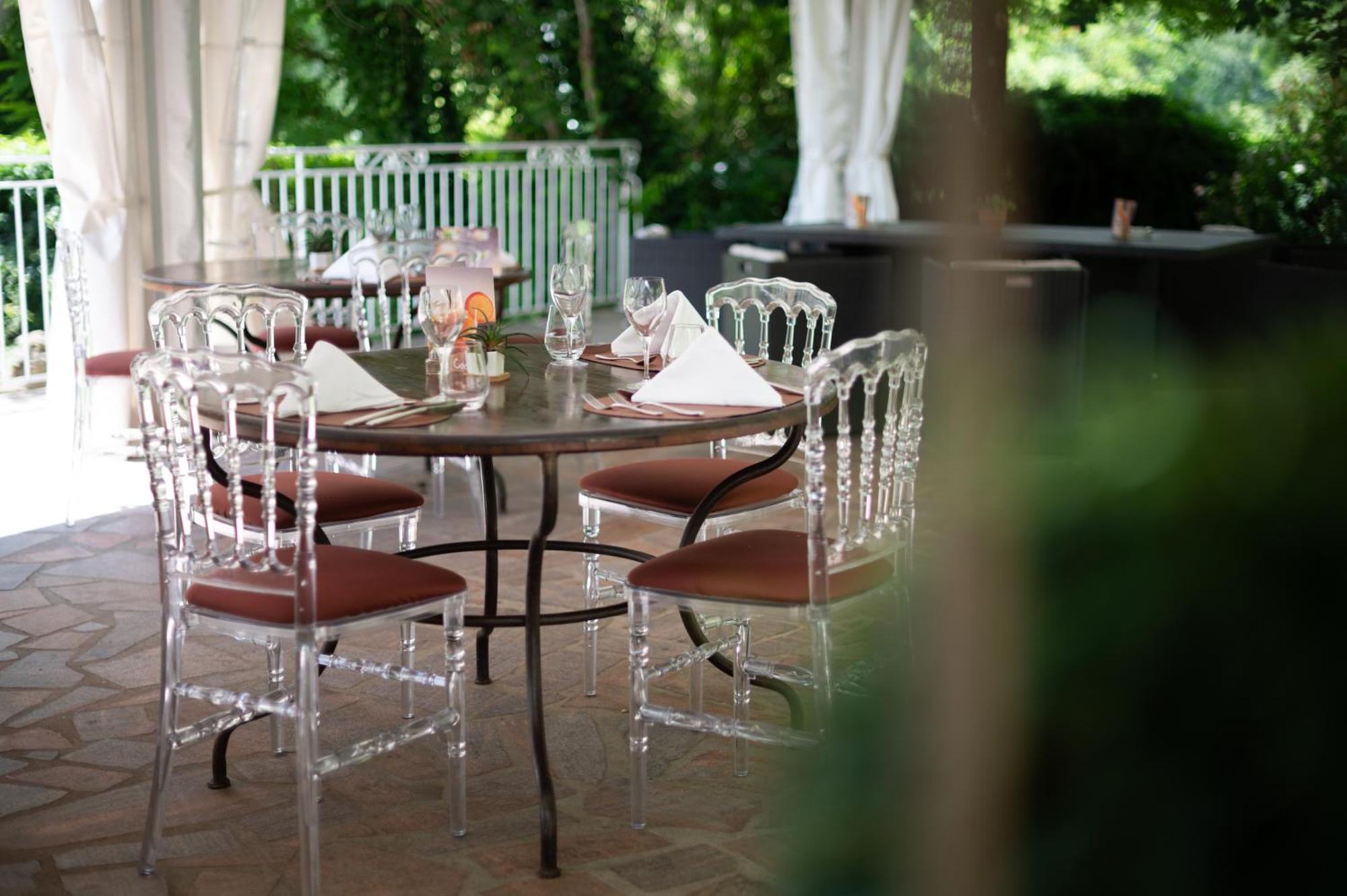 Logis Hotels - Hotel Restaurant Domaine Les Falaises Martel Bagian luar foto