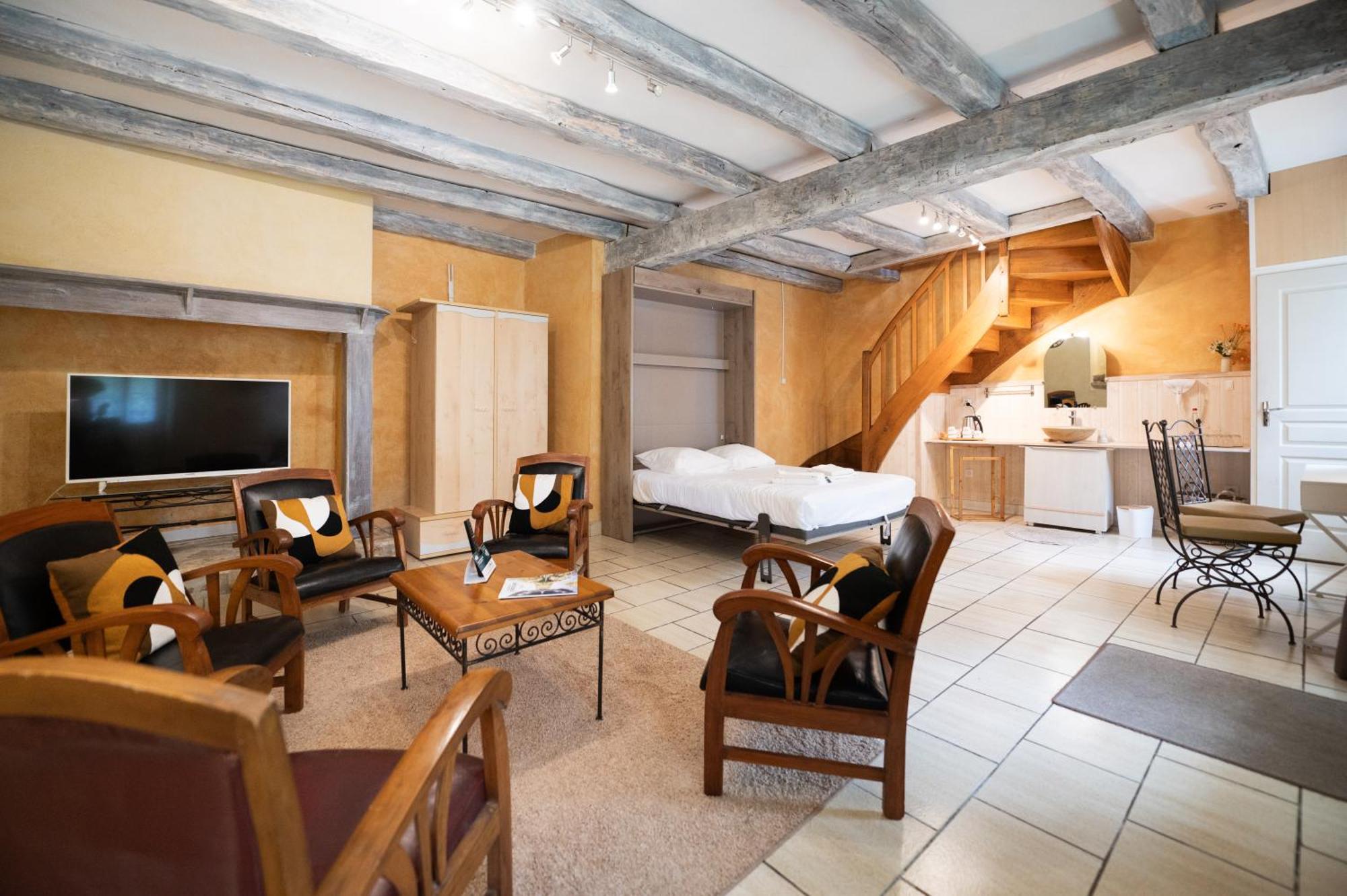 Logis Hotels - Hotel Restaurant Domaine Les Falaises Martel Ruang foto
