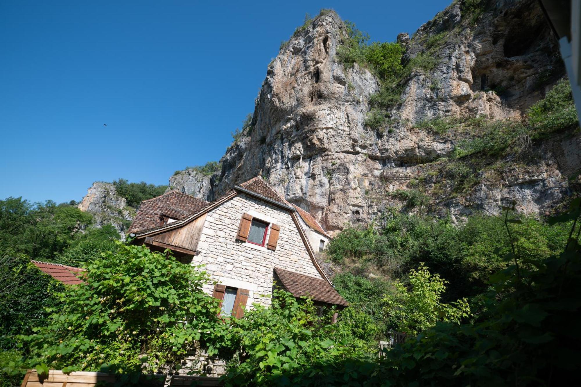 Logis Hotels - Hotel Restaurant Domaine Les Falaises Martel Bagian luar foto